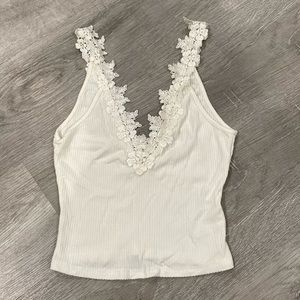 Cropped floral lace tank